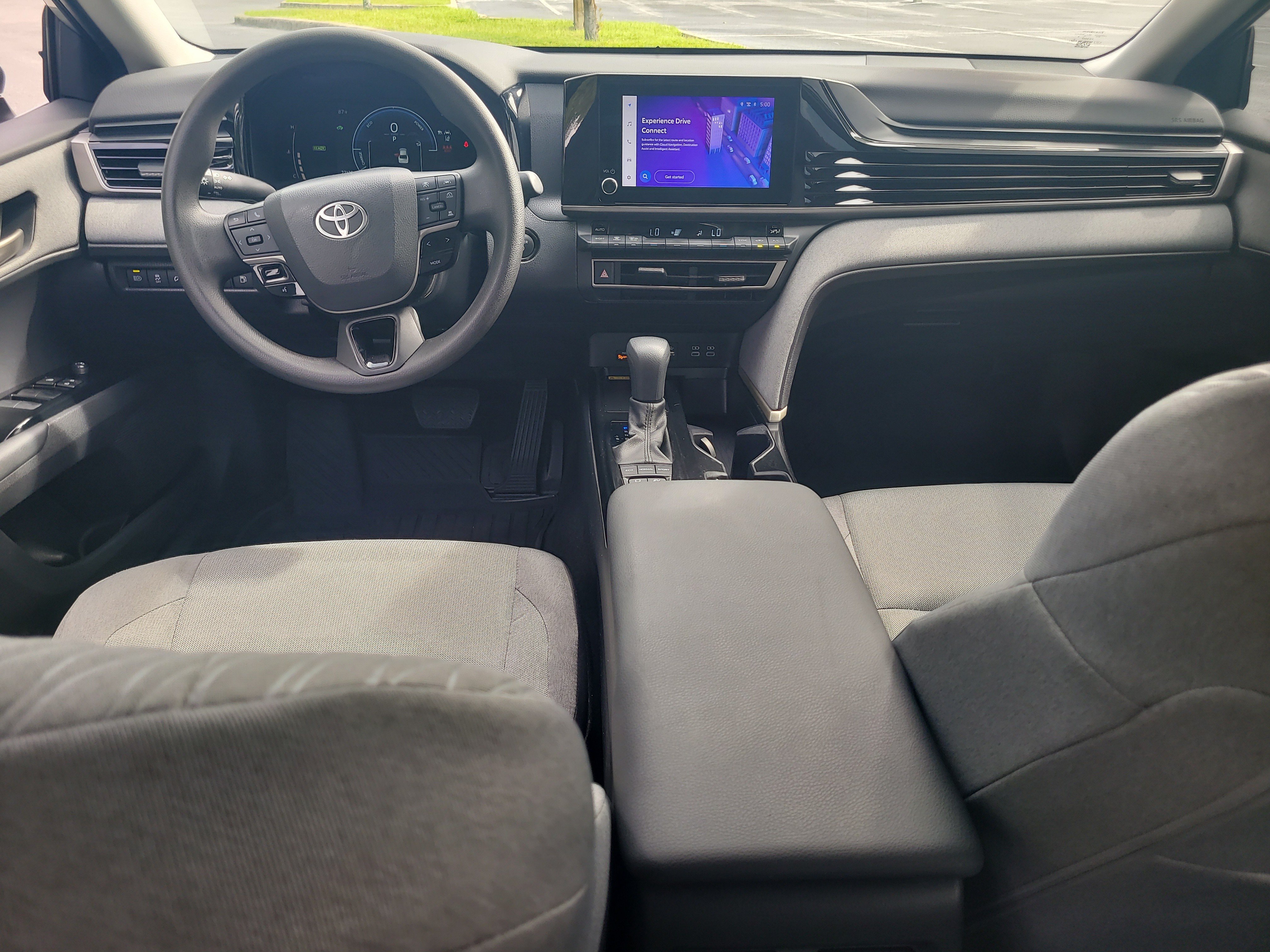 Certified 2025 Toyota Camry LE FWD image 14