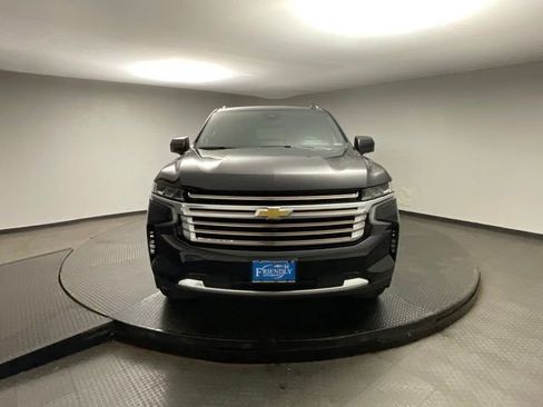 Certified 2023 Chevrolet Suburban High Country w/ LPO, Illumination Package image 2