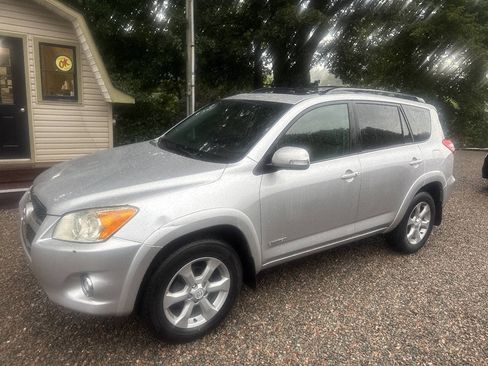 Used 2011 Toyota RAV4 Limited w/ Limited Extra Value Pkg AWD/4WD image 3