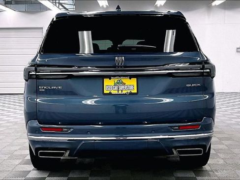Used 2025 Buick Enclave Avenir w/ Super Cruise Package image 5