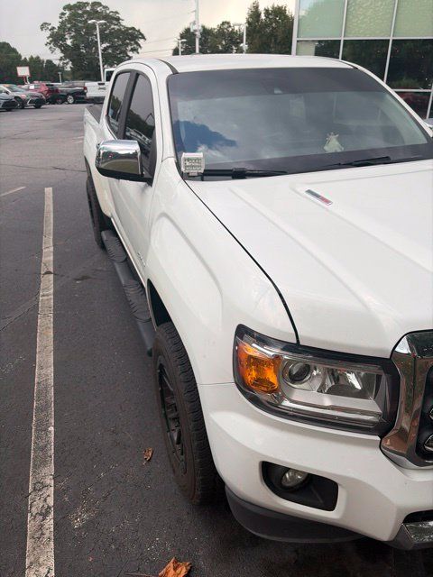Used 2017 GMC Canyon SLT w/ Driver Alert Package AWD/4WD image 3