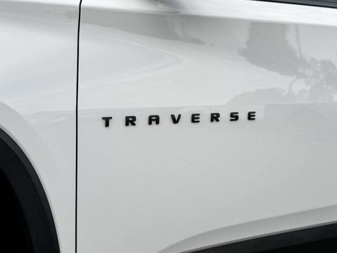 Used 2020 Chevrolet Traverse RS w/ LPO, Floor Liner Package image 36