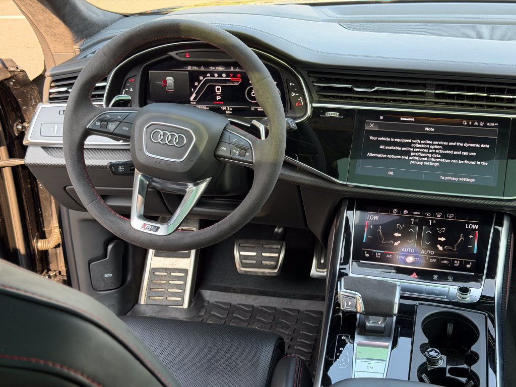 Used 2022 Audi RS Q8 AWD/4WD image 25