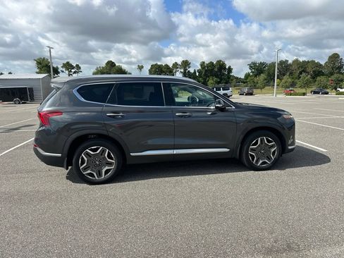 Used 2022 Hyundai Santa Fe Limited w/ Cargo Package FWD image 4