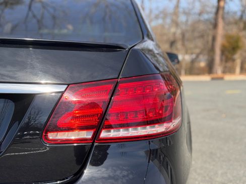 Used 2014 Mercedes-Benz E 350 PREMIUM 1 PKG / LANE TRACKING image 18