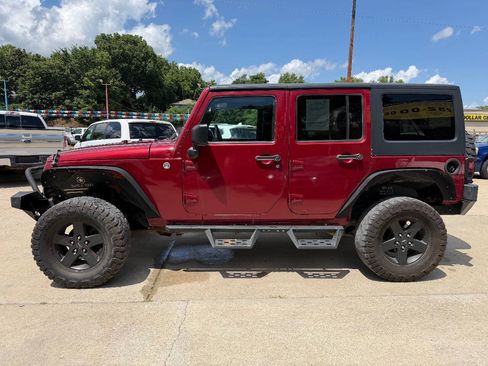 Used 2013 Jeep Wrangler Unlimited Sport AWD/4WD image 4