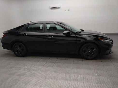 Used 2022 Hyundai Elantra SEL w/ Cargo Package FWD image 11