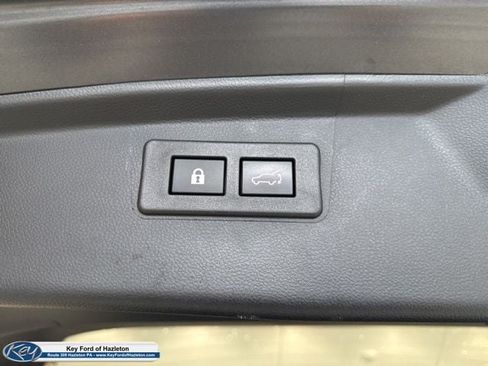Used 2023 Subaru Outback Premium AWD/4WD image 44