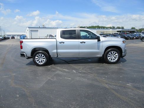 Used 2021 Chevrolet Silverado 1500 Custom RWD image 4