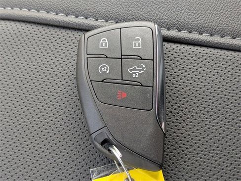 New 2026 GMC Sierra 1500 SLT image 33