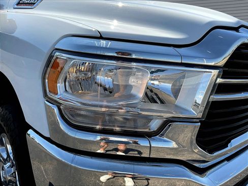 Used 2021 RAM 2500 Big Horn w/ Level 1 Equipment Group AWD/4WD image 27