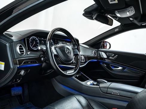 Used 2014 Mercedes-Benz S 550 Sedan image 16