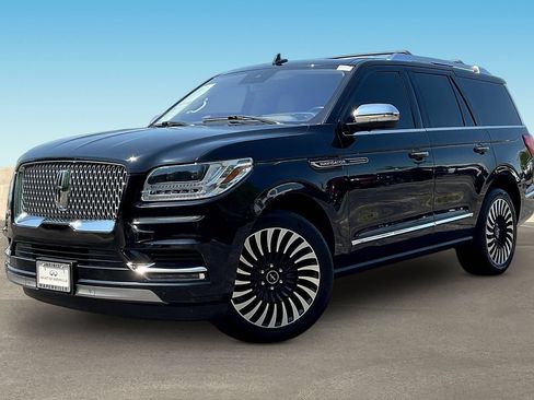 Used 2020 Lincoln Navigator Black Label w/ Cargo Convenience Package AWD/4WD image 3