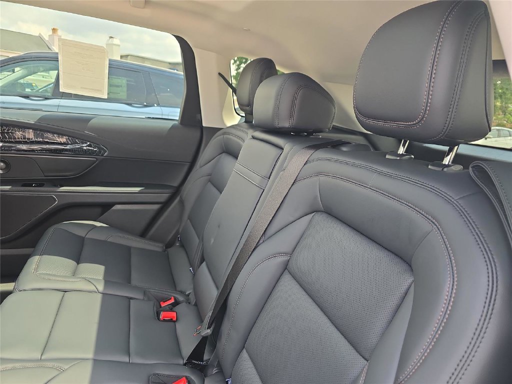 New 2026 Lincoln Nautilus Premier w/ Equipment Group 102A AWD/4WD image 11