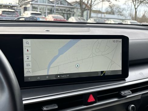 Used 2024 Kia Sorento S image 13