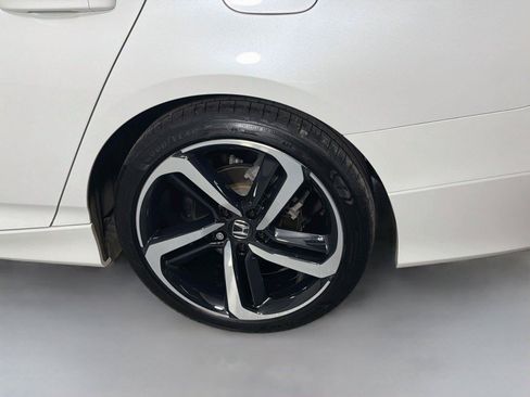 Used 2022 Honda Accord Sport image 31