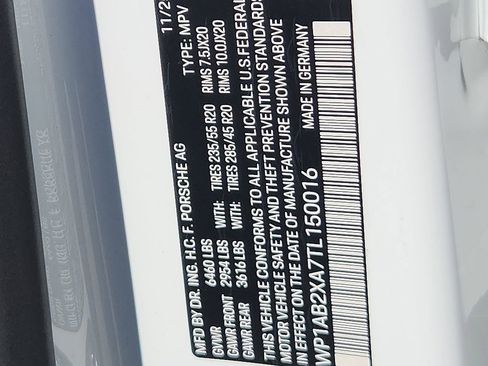 New 2026 Porsche Macan 4S Electric image 23