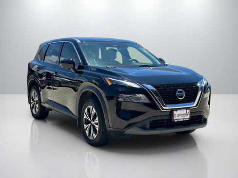 Used 2021 Nissan Rogue SV FWD image 3
