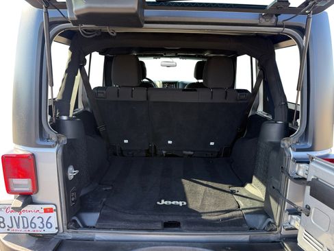 Used 2016 Jeep Wrangler Unlimited Sport w/ Quick Order Package 24S image 17