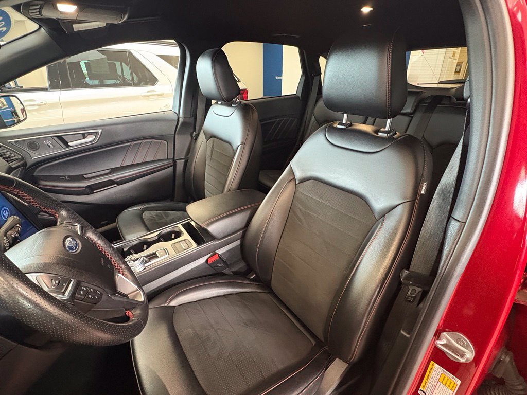 Used 2022 Ford Edge ST-Line AWD/4WD image 23