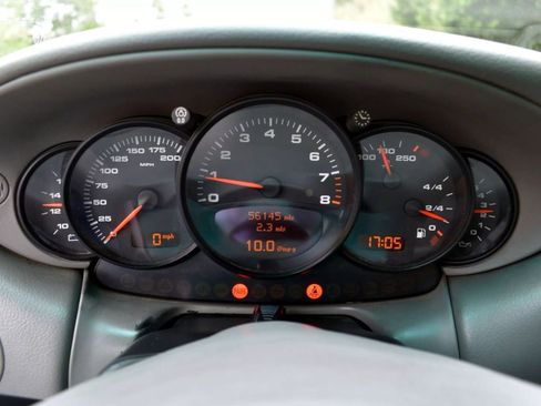 Used 2002 Porsche 911 Cabriolet image 19