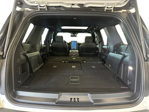 Used 2022 Ford Expedition Platinum image 30