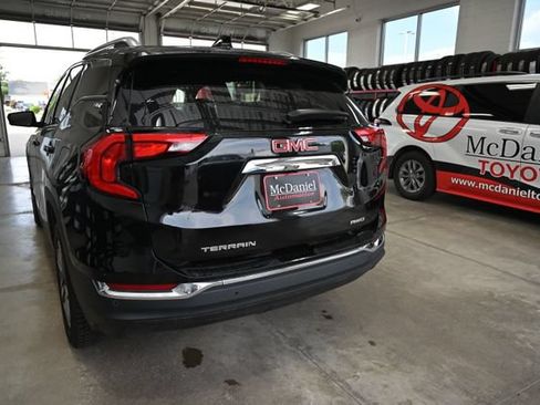 Used 2018 GMC Terrain SLT w/ Preferred Package AWD/4WD image 7