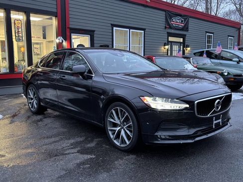 Used 2017 Volvo S90 T6 Momentum w/ Vision Package image 1