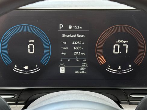 Used 2024 Hyundai Kona SEL FWD image 25