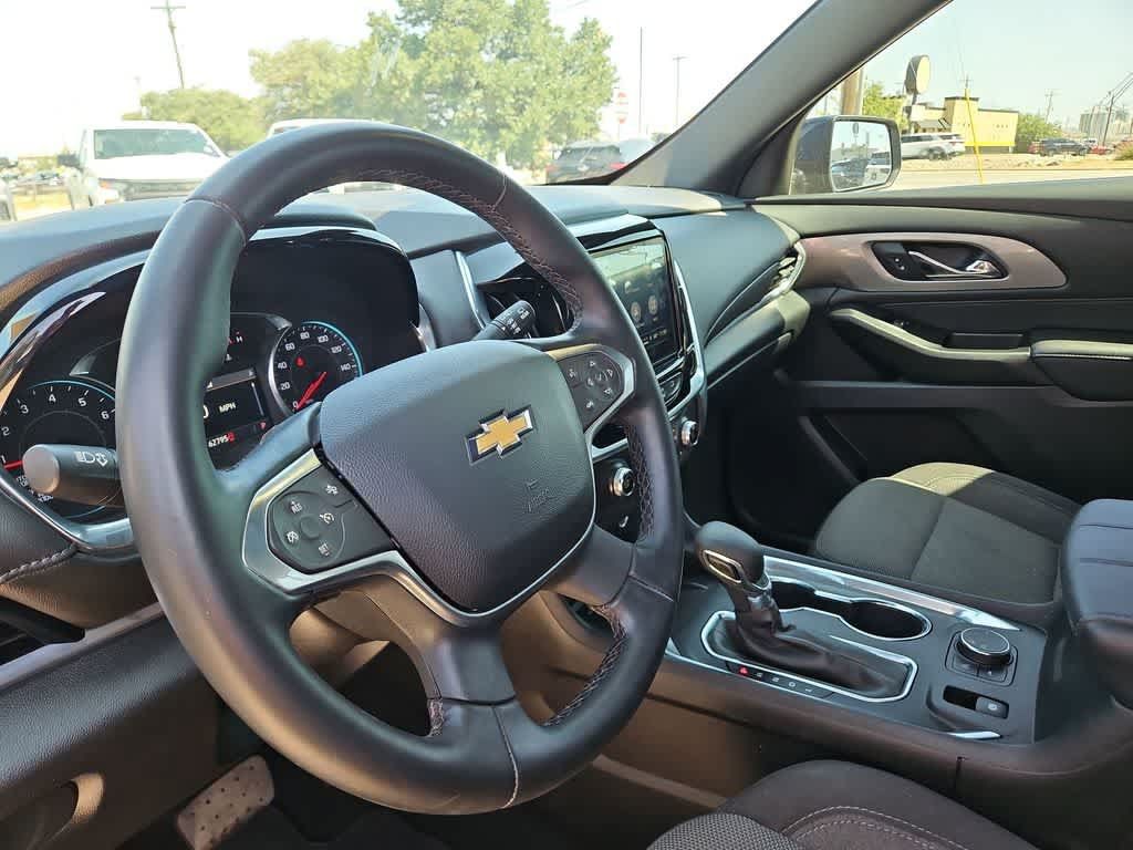 Used 2023 Chevrolet Traverse LT FWD image 10