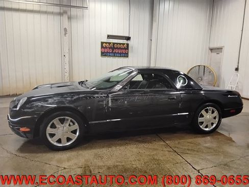 Used 2002 Ford Thunderbird RWD image 2