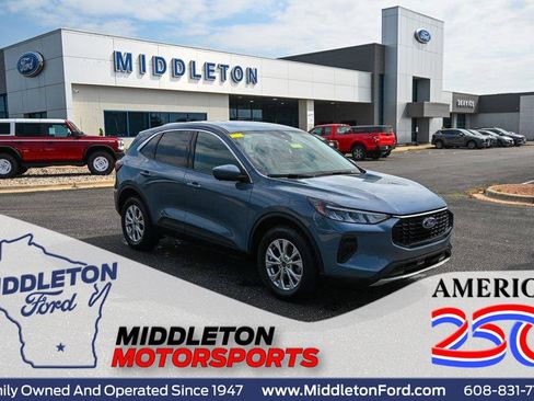 Certified 2023 Ford Escape Active w/ Tech Pack #2 AWD/4WD image 1