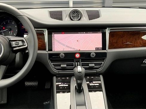 New 2025 Porsche Macan image 24