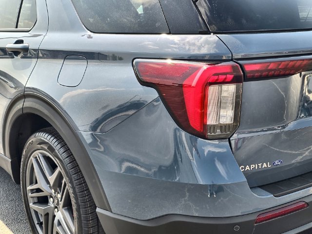 New 2026 Ford Explorer ST-Line w/ ST-Line Street Pack RWD image 13