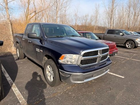Used 2016 RAM 1500 Classic SLT image 3
