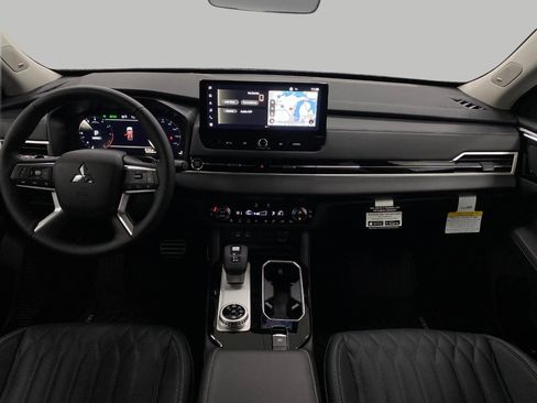 New 2026 Mitsubishi Outlander SEL image 21