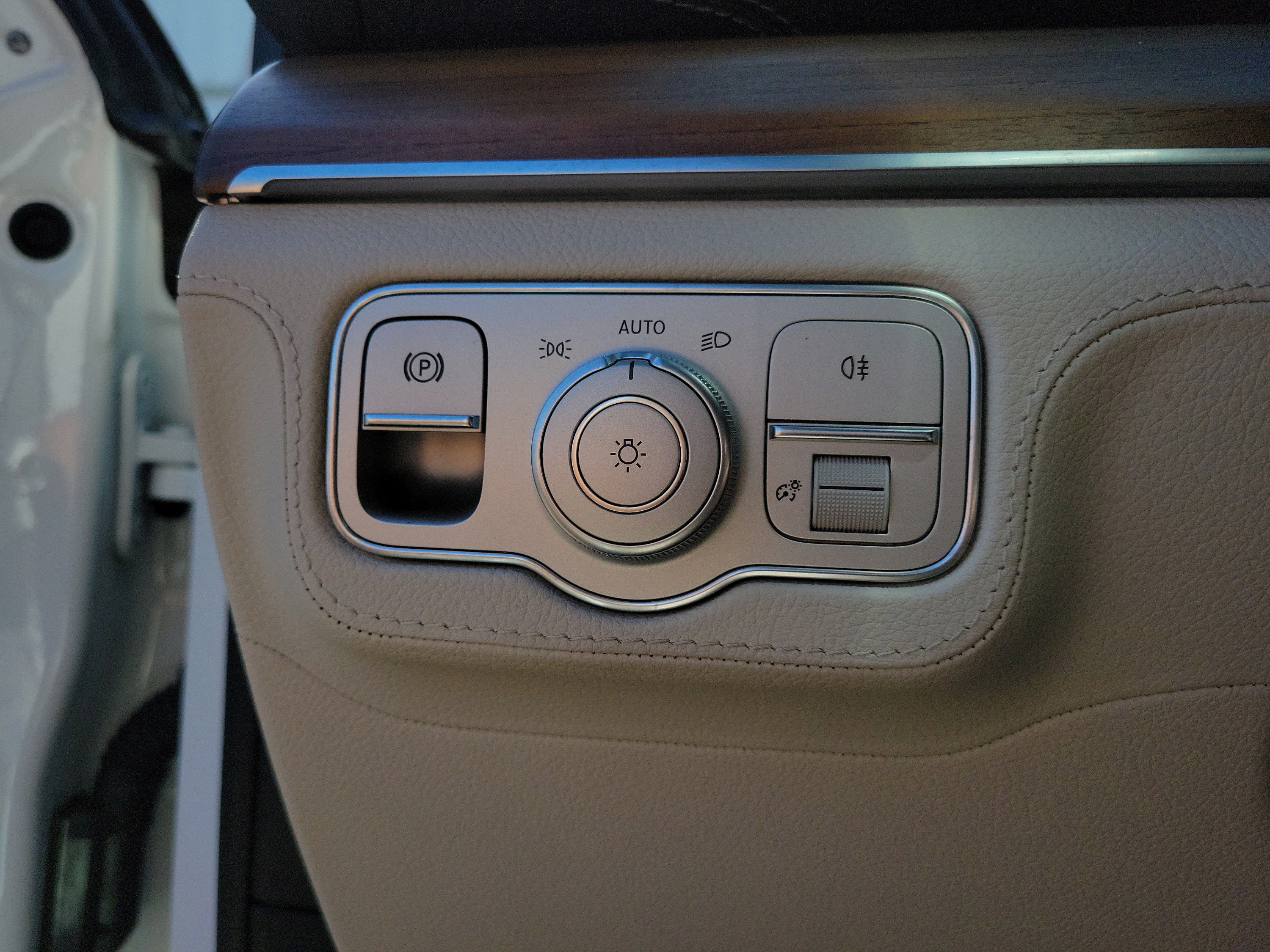 Certified 2024 Mercedes-Benz GLE 350 4MATIC image 19