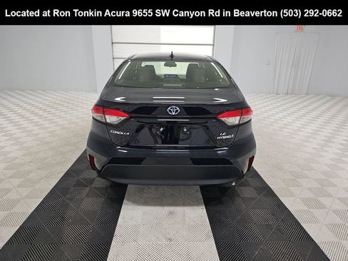 Used 2024 Toyota Corolla LE FWD image 5