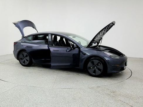 Used 2021 Tesla Model 3 Long Range image 10