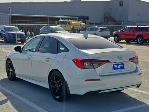 Certified 2024 Honda Civic Sport image 6