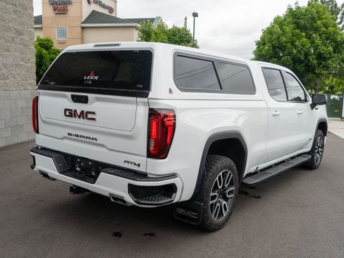 Used 2023 GMC Sierra 1500 AT4 w/ AT4 Preferred Package AWD/4WD image 7