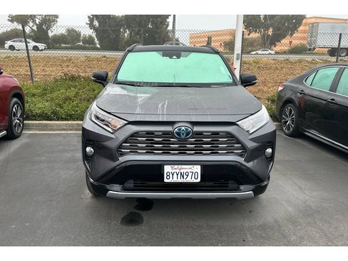 Used 2021 Toyota RAV4 XSE w/ XSE Grade Weather Package AWD/4WD image 3