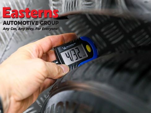 Used 2024 Chevrolet Malibu LT image 26