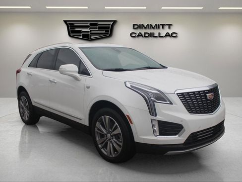 New 2025 Cadillac XT5 Premium Luxury w/ LPO, Floor Liner Package image 7