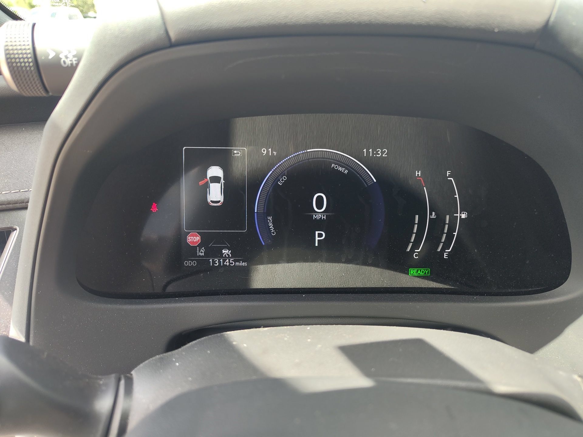 Used 2025 Lexus UX 300h FWD w/ Accessory Package (Z2) image 18