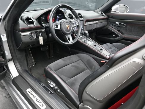 Certified 2019 Porsche 718 Boxster GTS image 4