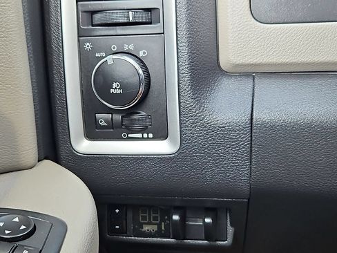 Used 2011 RAM 2500 Power Wagon w/ Luxury Group AWD/4WD image 24