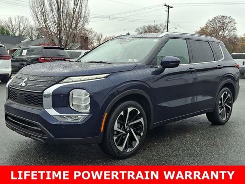 Used 2024 Mitsubishi Outlander SEL image 3