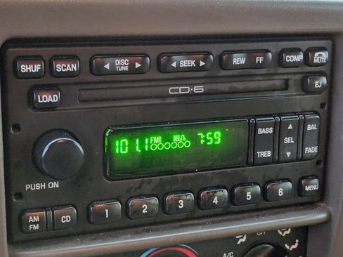 Used 2001 Ford Excursion Limited image 24