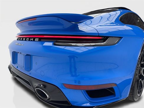 Used 2022 Porsche 911 Turbo S image 9